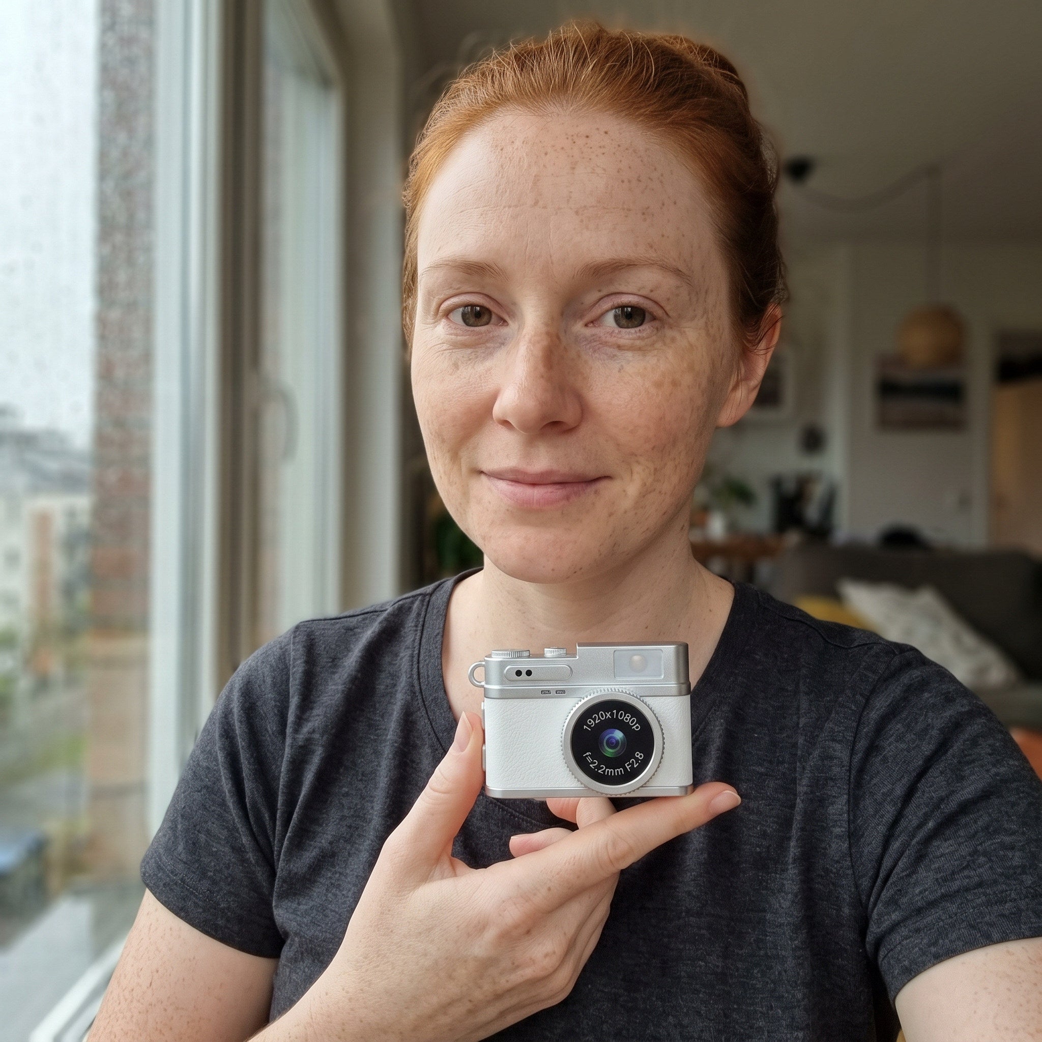 Little Snap mini camera in an owner photo, scene 8